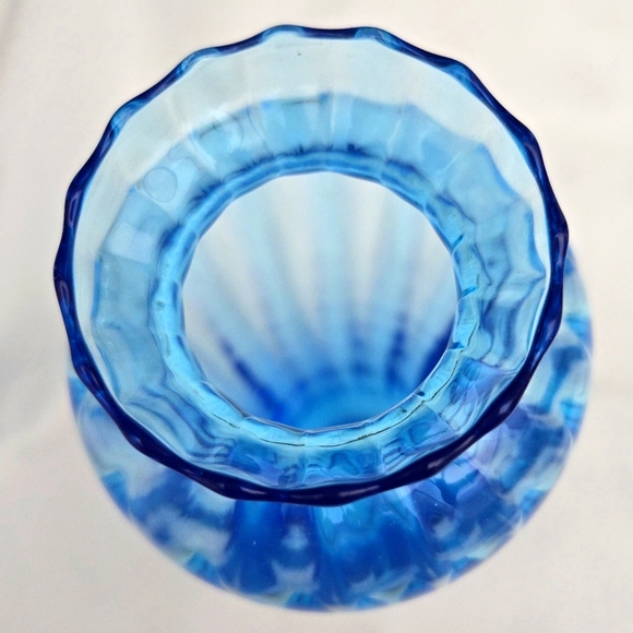 Vtg.  Blue Glass Vase Fluted, 8"H - Picture 4 of 5